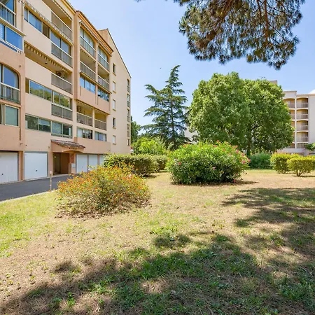 Appartement Domaine Du Preconil-5 By Interhome