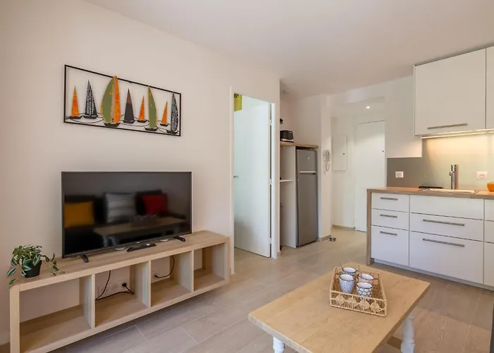 Domaine Du Preconil-5 By Interhome